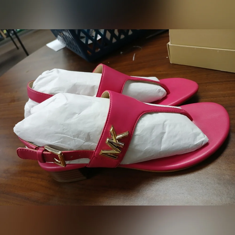 Michael Kors Jilly Sandal size 6.5  New in box!! - Picture 4 of 9